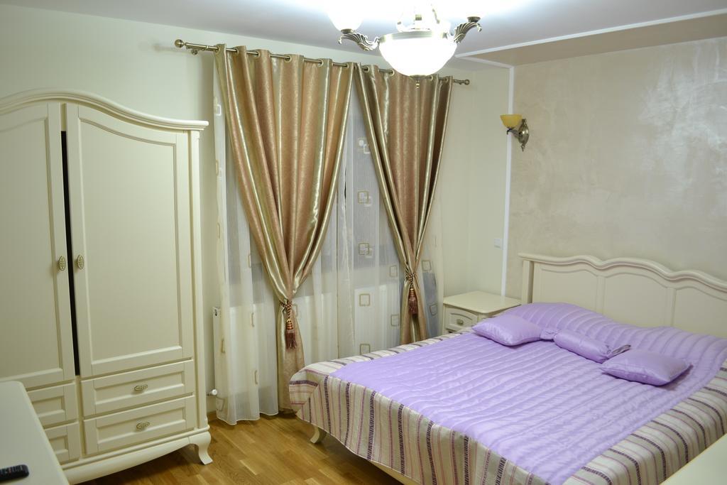 Pensiunea Codrii Mamului Lungesti Exterior foto